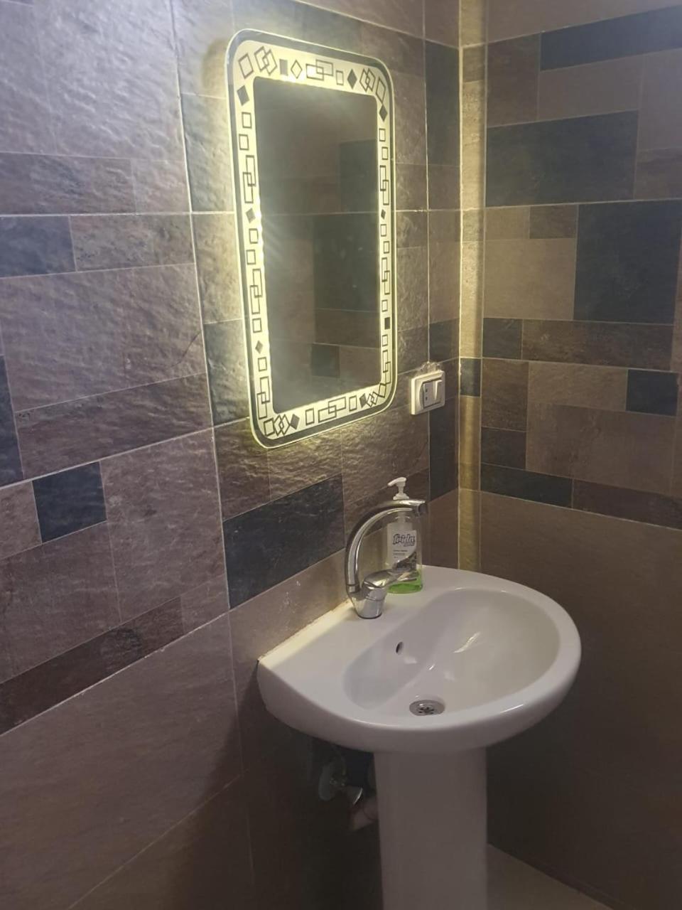 Sobba Pyramids View - Guest House Kafret el-Gabal Εξωτερικό φωτογραφία